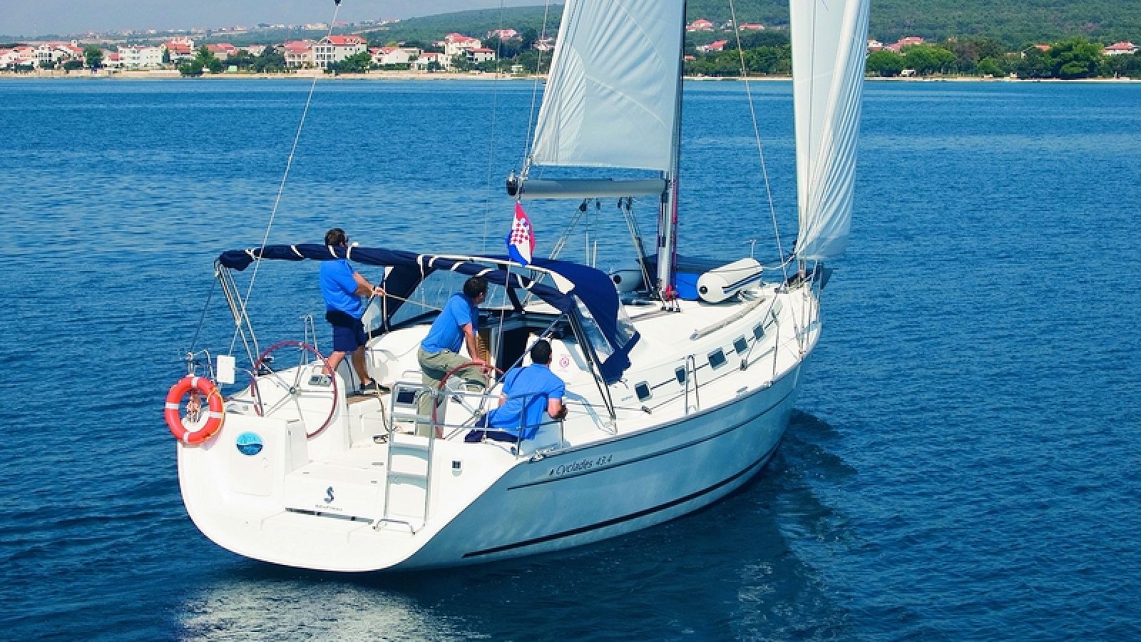Cyclades 43.4 Sailing Boat – Experience Taormina in Luxury & Comfort! (6 Pax)