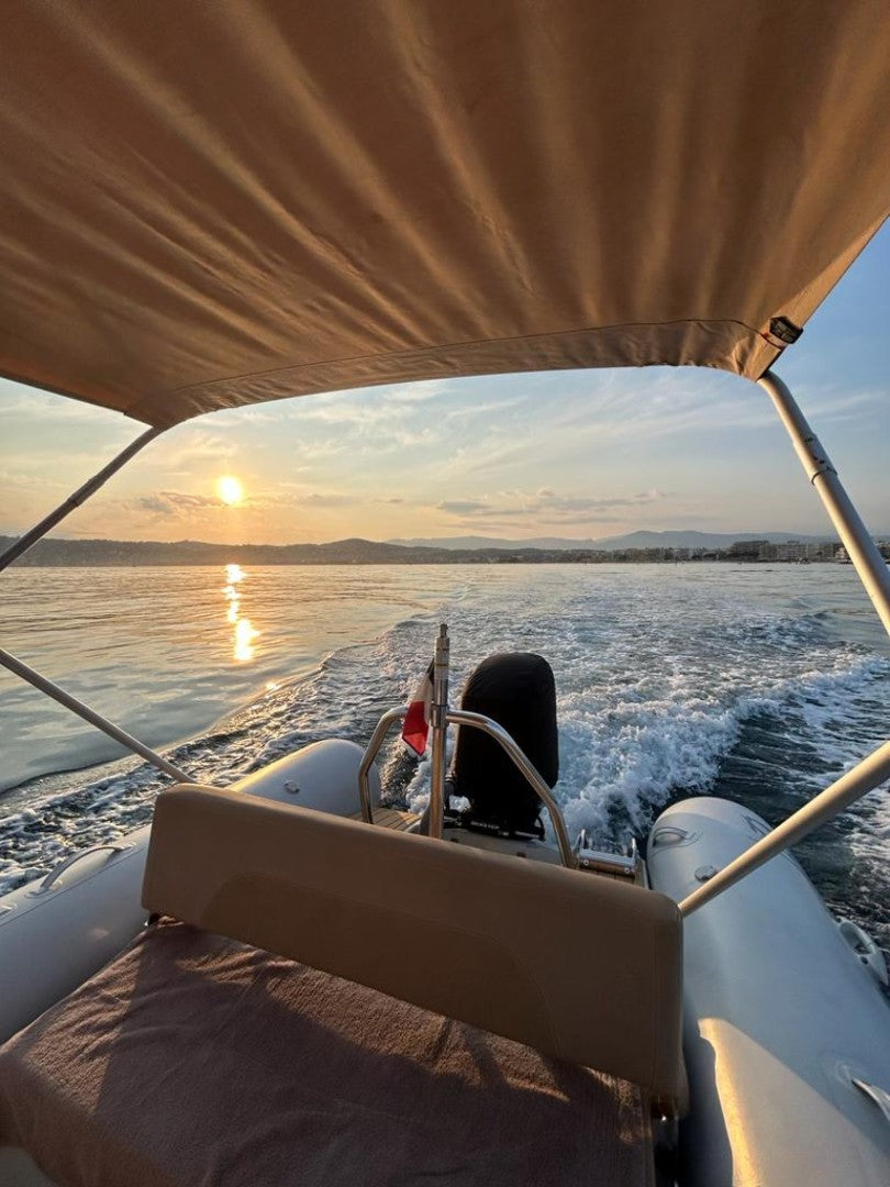 Taormina Quick Boat Transfer From Isola Bella Beach – Your VIP Ride Across Taormina’s Stunning Coastline