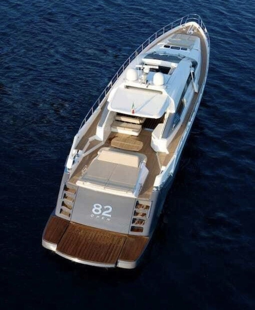 Taormina Luxury Yacht – Sail in Style with the Aicon 82!