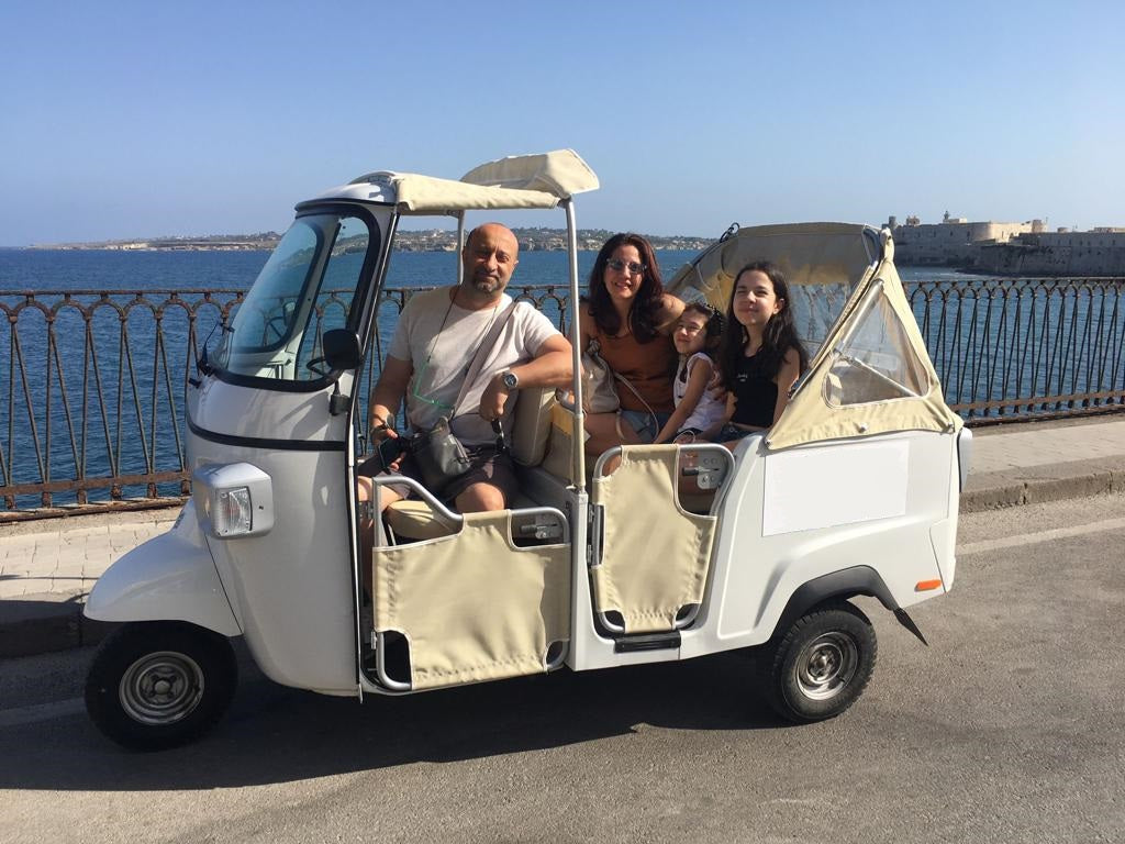 1-Hour Tour of Ortigia with Calessino (Tuktuk)