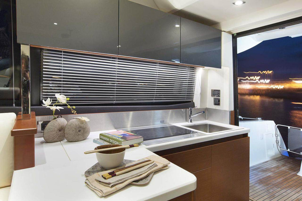 Taormina Luxury Yacht Prestige 450 Fly – Unmatched Luxury on the Water (8 Pax)