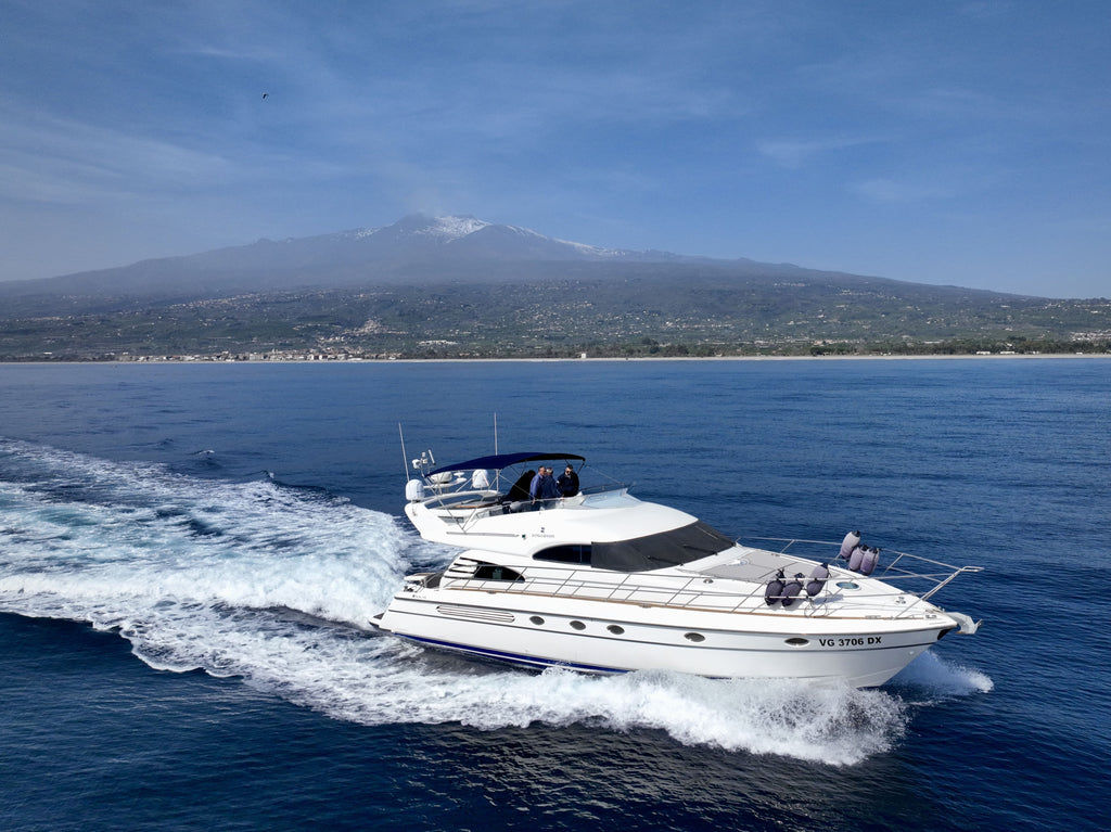Taormina Luxury Yacht Hire & Rental – Fairline 55 Fly (16 Pax) Sail the Seas, Live the Dream
